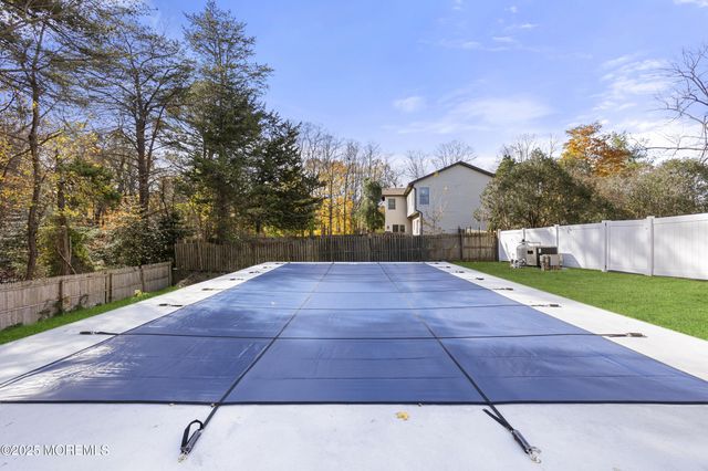 75 Hickory Hill Road, Jackson, NJ 08527