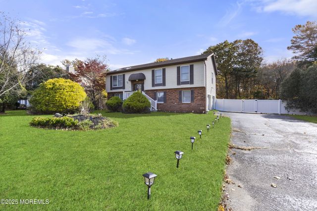 75 Hickory Hill Road, Jackson, NJ 08527