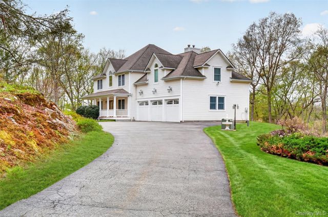 55 Twilight Lane, Putnam Valley, NY 10579