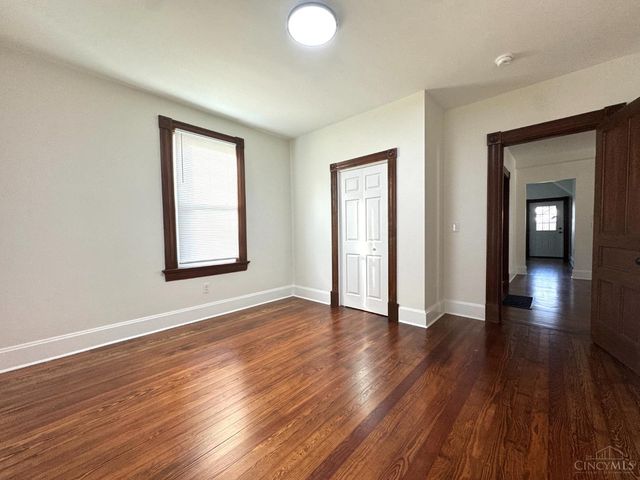2728 Silverleaf Avenue, Cincinnati, OH 45212