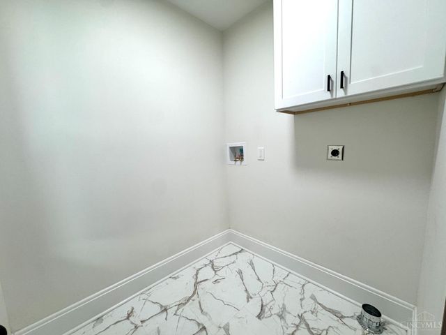 2728 Silverleaf Avenue, Cincinnati, OH 45212