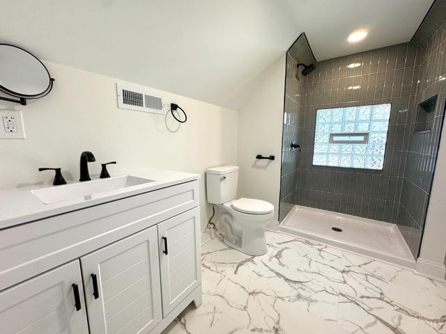 2728 Silverleaf Avenue, Cincinnati, OH 45212