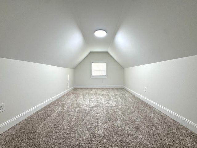 2728 Silverleaf Avenue, Cincinnati, OH 45212