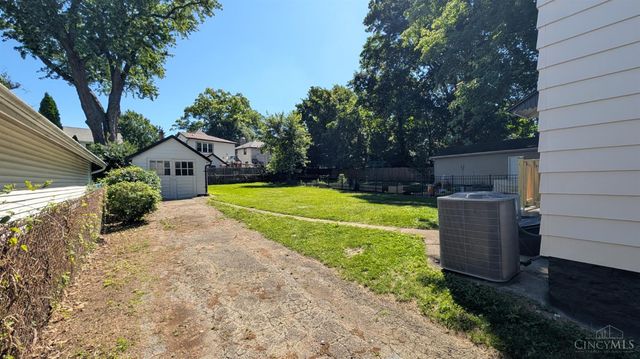 2728 Silverleaf Avenue, Cincinnati, OH 45212