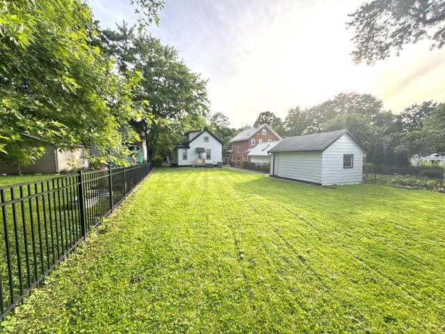 2728 Silverleaf Avenue, Cincinnati, OH 45212