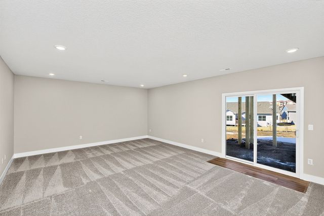 9127 Robinson Drive, West Des Moines, IA 50266