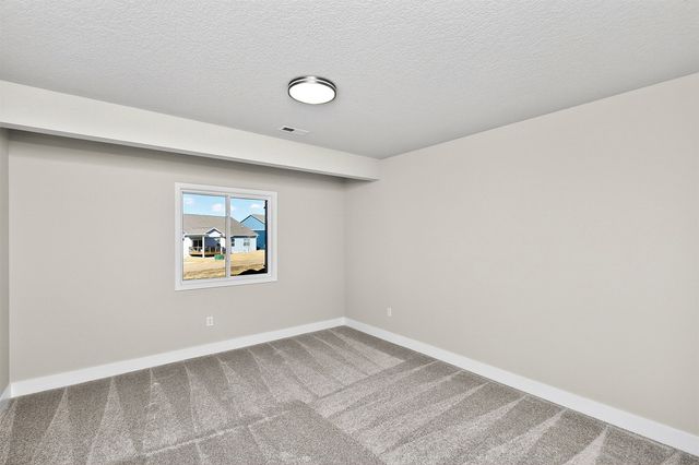 9127 Robinson Drive, West Des Moines, IA 50266