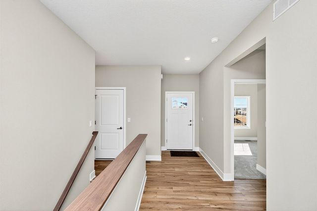 9127 Robinson Drive, West Des Moines, IA 50266