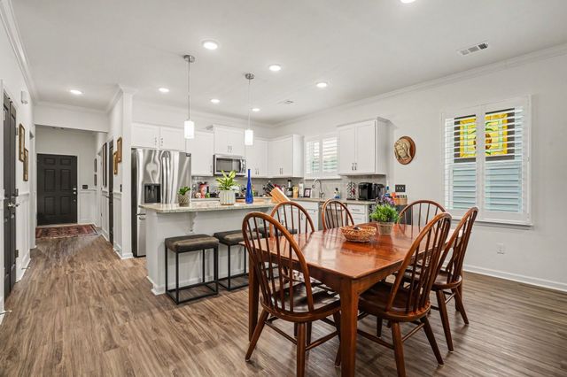241 Brook Ave, White House, TN 37188