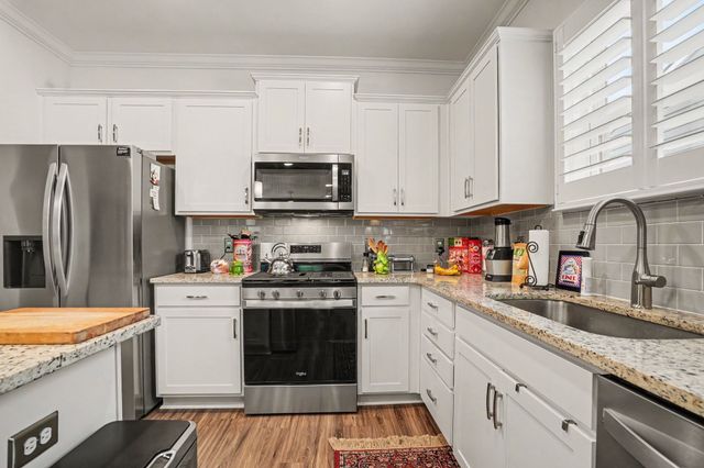 241 Brook Ave, White House, TN 37188