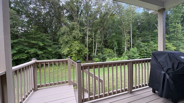 241 Brook Ave, White House, TN 37188