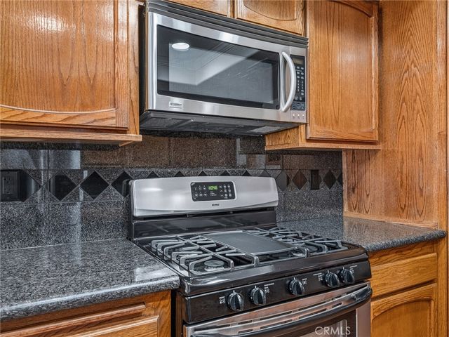 12860 Greensboro Road, Victorville, CA 92395