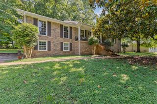 107 Bayview Dr, Hendersonville, TN 37075