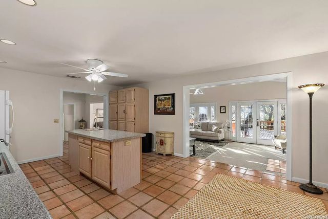 25327 Triangle Loop, San Antonio, TX 78255