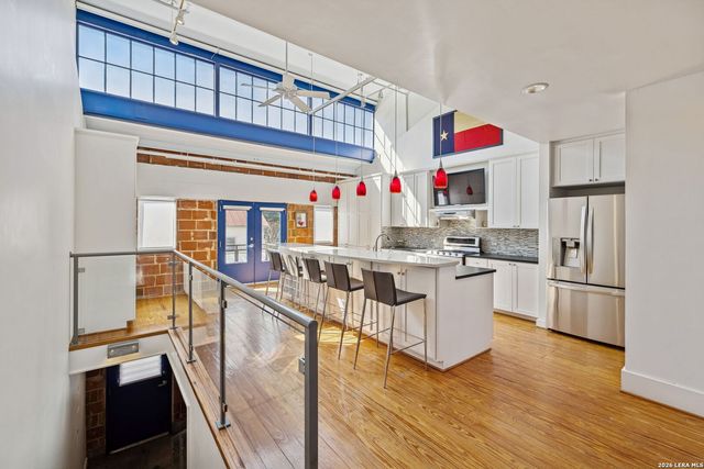 212 Madison Apt 2, San Antonio, TX 78204