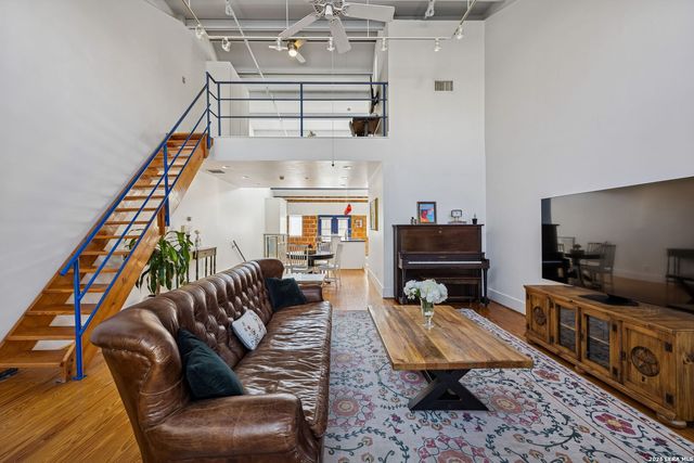 212 Madison Apt 2, San Antonio, TX 78204