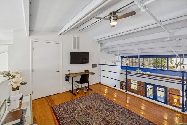 212 Madison Apt 2, San Antonio, TX 78204