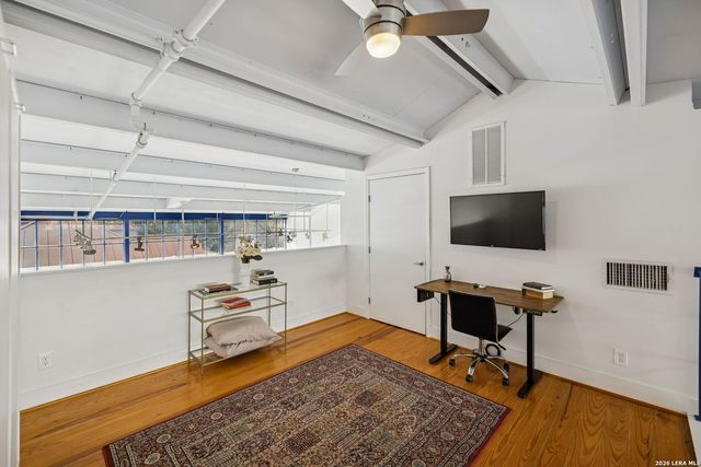 212 Madison Apt 2, San Antonio, TX 78204