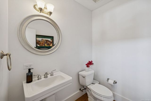 212 Madison Apt 2, San Antonio, TX 78204