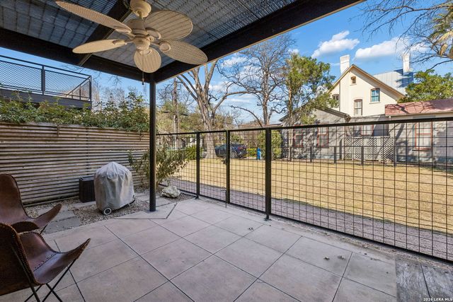 212 Madison Apt 2, San Antonio, TX 78204