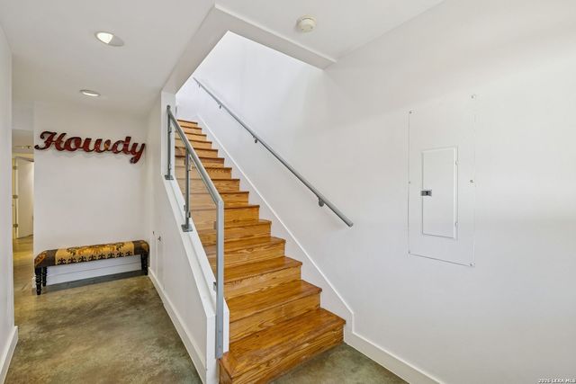 212 Madison Apt 2, San Antonio, TX 78204