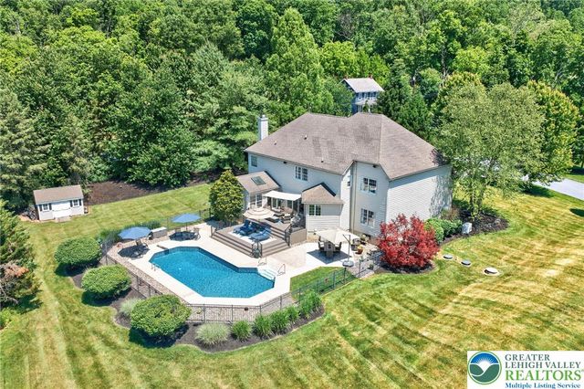 25 Melchor Drive, Williams Twp, PA 18042