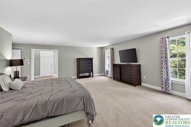 25 Melchor Drive, Williams Twp, PA 18042
