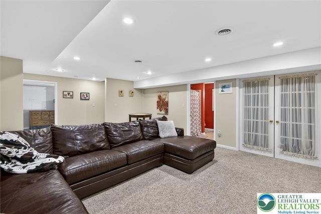 25 Melchor Drive, Williams Twp, PA 18042