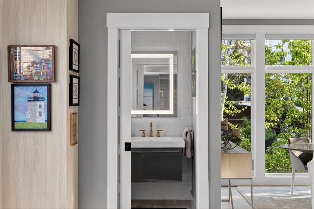 170 Bradford St Ext 2, Provincetown, MA 02657