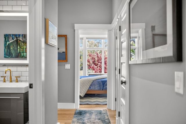 170 Bradford St Ext 2, Provincetown, MA 02657
