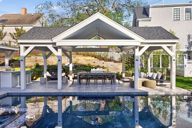 170 Bradford St Ext 2, Provincetown, MA 02657