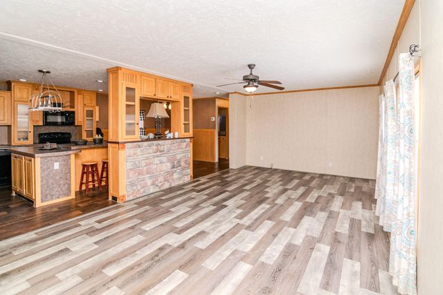 126 Brooks Lane, Georgetown, KY 40324