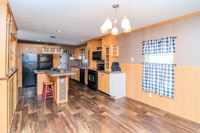 126 Brooks Lane, Georgetown, KY 40324