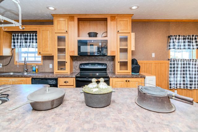 126 Brooks Lane, Georgetown, KY 40324