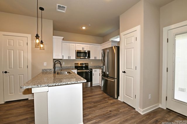 11327 Clearmine St Unit 103, San Antonio, TX 78224