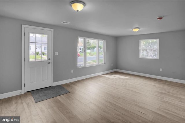 1006 MIDWAY AVE, Temple, PA 19560