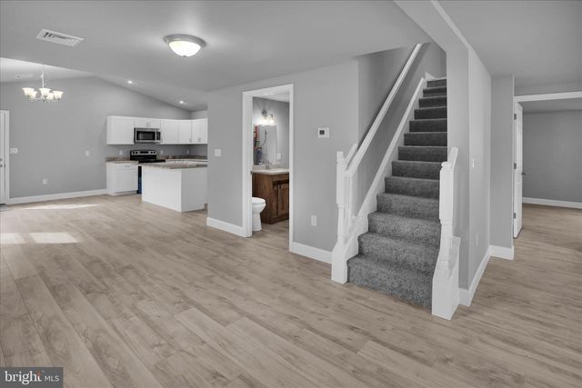 1006 MIDWAY AVE, Temple, PA 19560