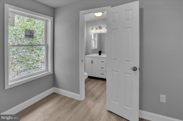 1006 MIDWAY AVE, Temple, PA 19560