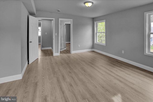 1006 MIDWAY AVE, Temple, PA 19560