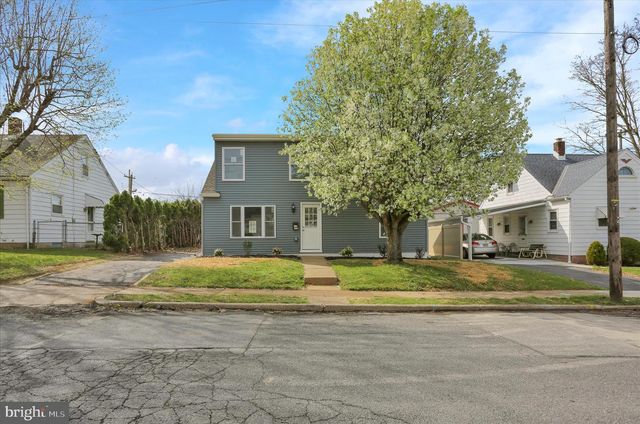 1006 MIDWAY AVE, Temple, PA 19560