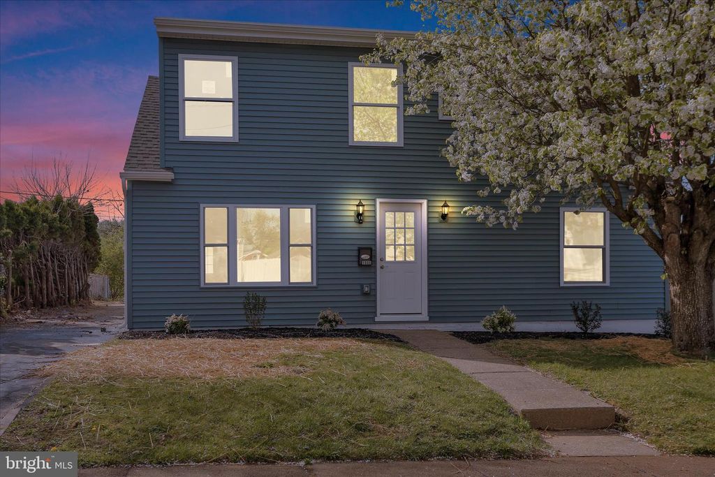 1006 MIDWAY AVE, Temple, PA 19560
