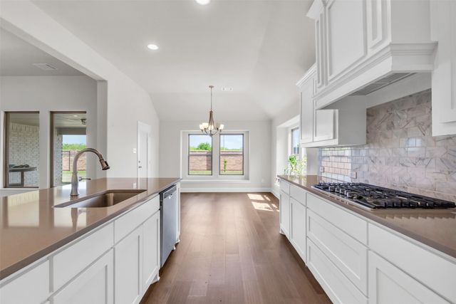 2716 Richard Street, Burleson, TX 76028