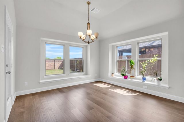 2716 Richard Street, Burleson, TX 76028