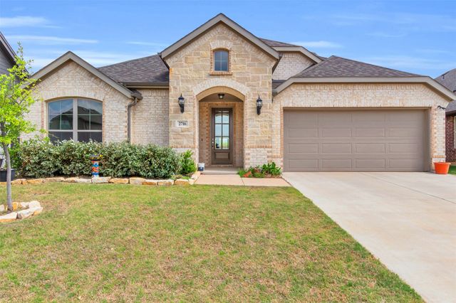 2716 Richard Street, Burleson, TX 76028