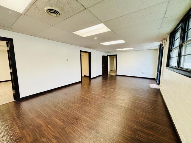 1701 S Campbell Avenue, Springfield, MO 65807