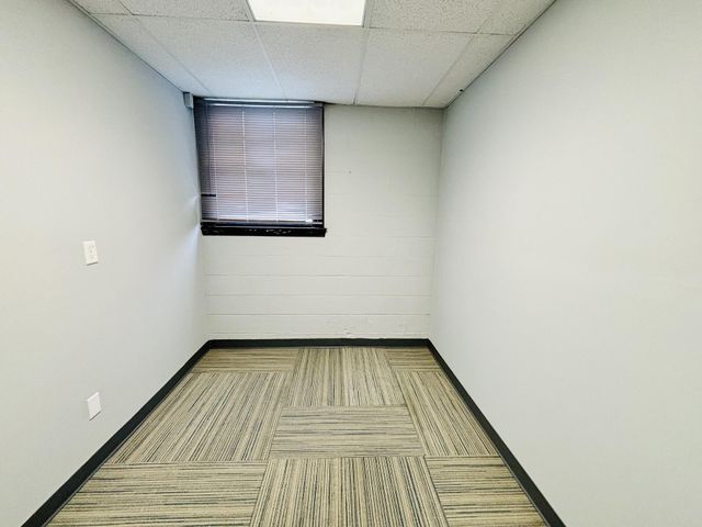 1701 S Campbell Avenue, Springfield, MO 65807