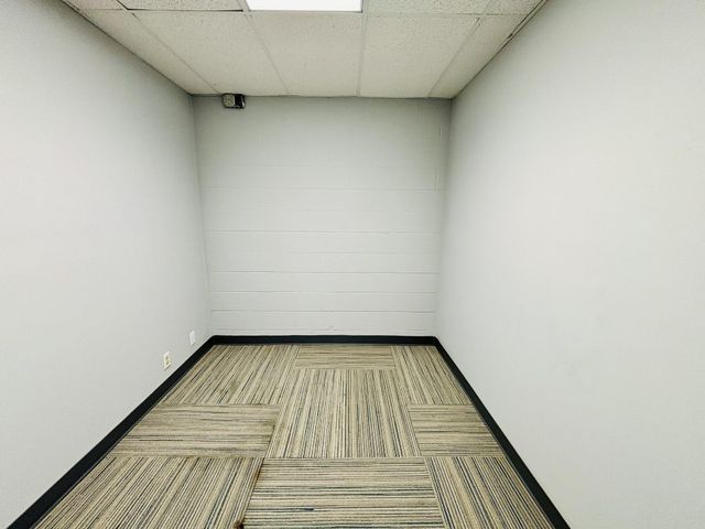 1701 S Campbell Avenue, Springfield, MO 65807