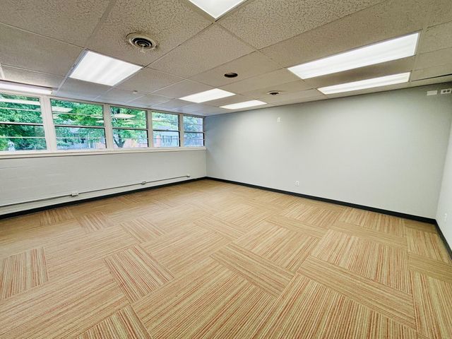 1701 S Campbell Avenue, Springfield, MO 65807