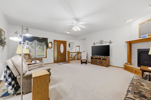 125 N 263rd, Garden Plain, KS 67050