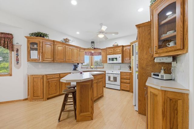 125 N 263rd, Garden Plain, KS 67050